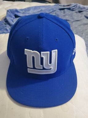 New Era Royal Blue New York Giants NFL FittedHat....🏈